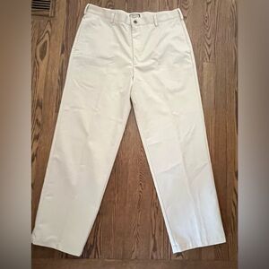 Izod Men's Light Khaki Chinos